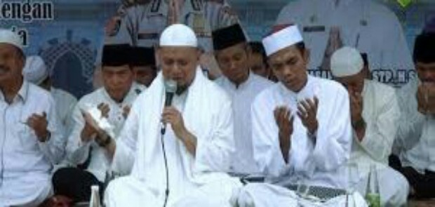 Demi NKRI, Ustad Arifin Mohon UAS Mau Jadi Cawapres Prabowo