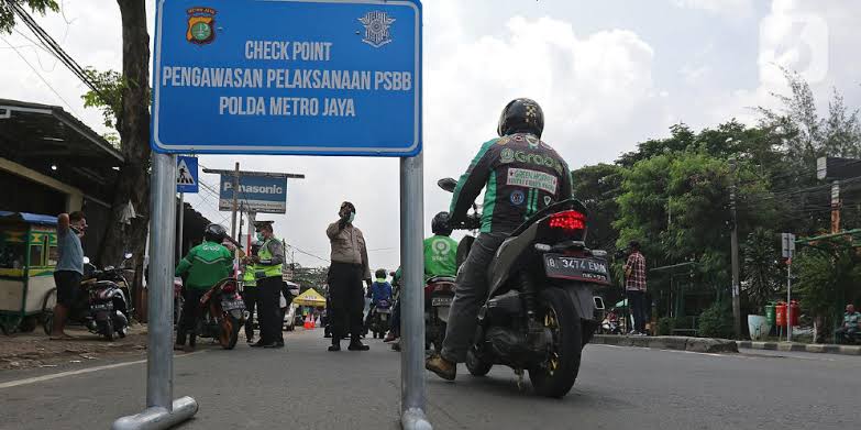 Keluar Masuk Ibukota, Warga Bodetabek Cukup Tunjukan e-KTP