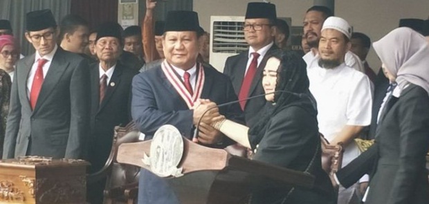 Prabowo Dianugerahi Penghargaan The Star of Soekarno