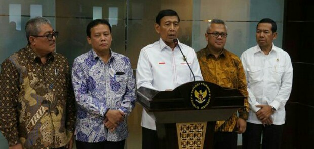 Soal Penanganan Kasus Suap Calon Kepda, Pemerintah Dituding Lemahkan KPK