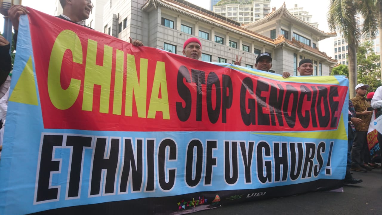 Aksi Brigade 212 Peduli sesama Muslim  Uighur Meminta  Dubes China Diusir dari Indonesia